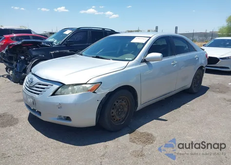 2007 Toyota Camry Le z USA, uszkodzony, nr VIN 4T1BE46K57U593251